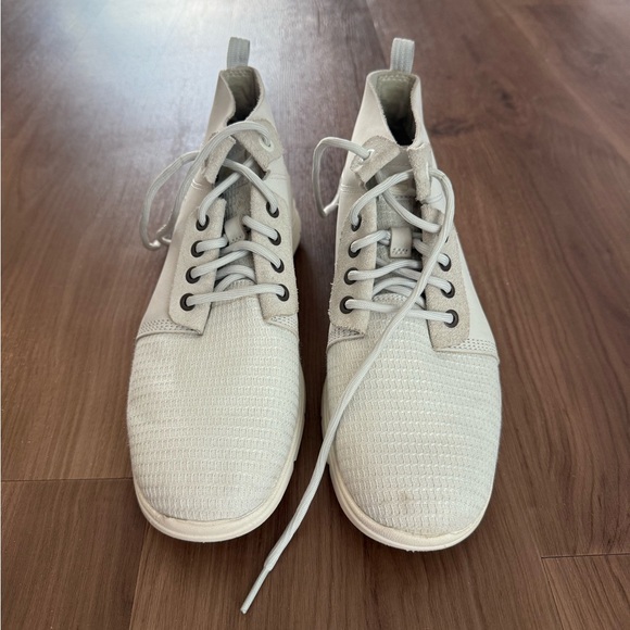 Timberland Women's Cream Sneakers - Picture 1 of 5